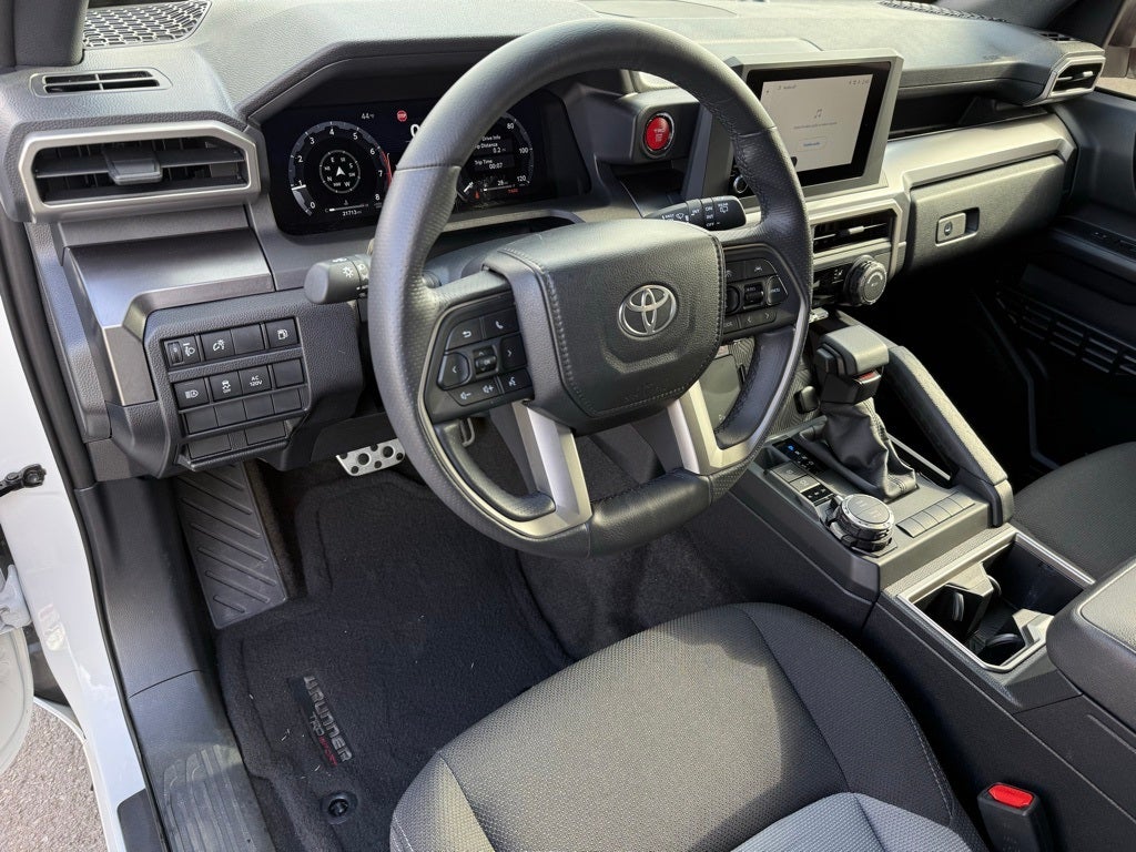 2025 Toyota 4Runner TRD Sport - 4WD / CLEAN CARFAX / ONE OWNER