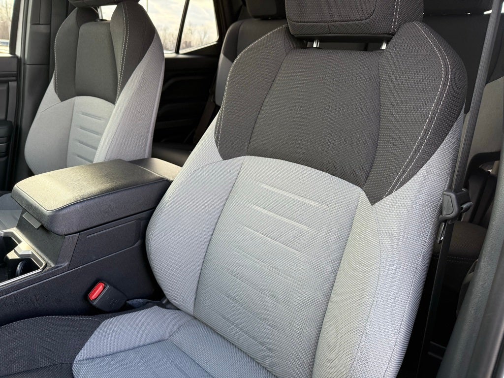 2025 Toyota 4Runner TRD Sport - 4WD / CLEAN CARFAX / ONE OWNER