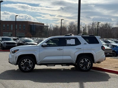 2025 Toyota 4Runner TRD Sport - 4WD / CLEAN CARFAX / ONE OWNER