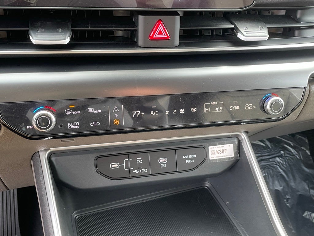 2026 Kia Carnival LXS