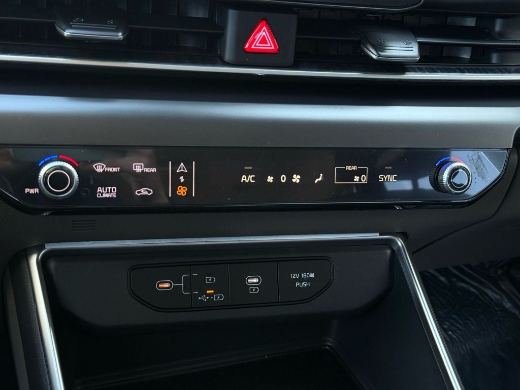 2026 Kia Carnival LXS