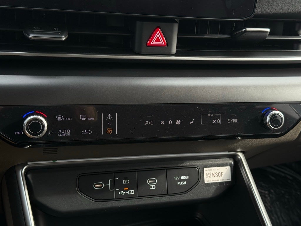 2026 Kia Carnival LXS