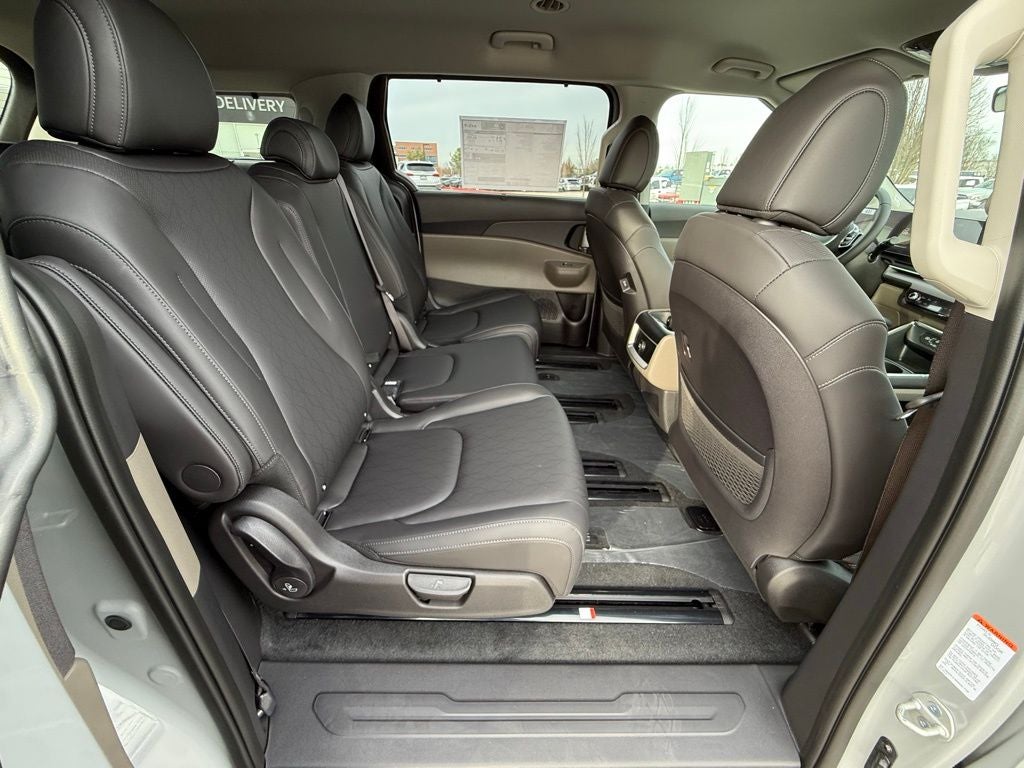 2026 Kia Carnival EX