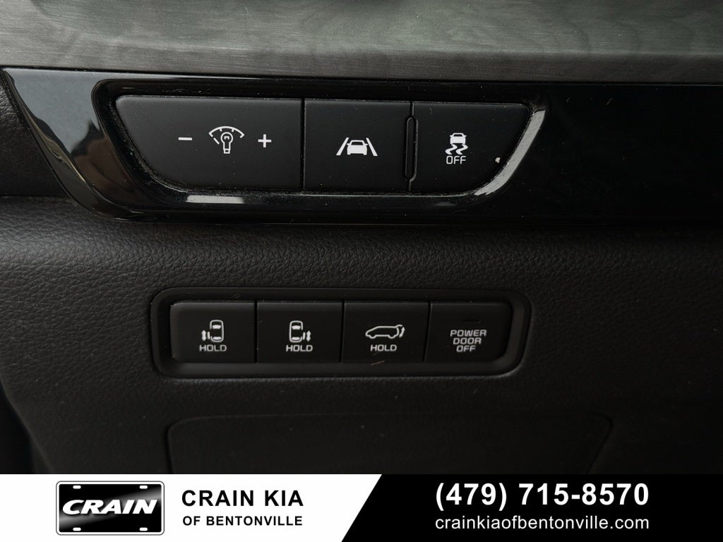 2022 Kia Carnival SX - DUAL SCREEN DVD