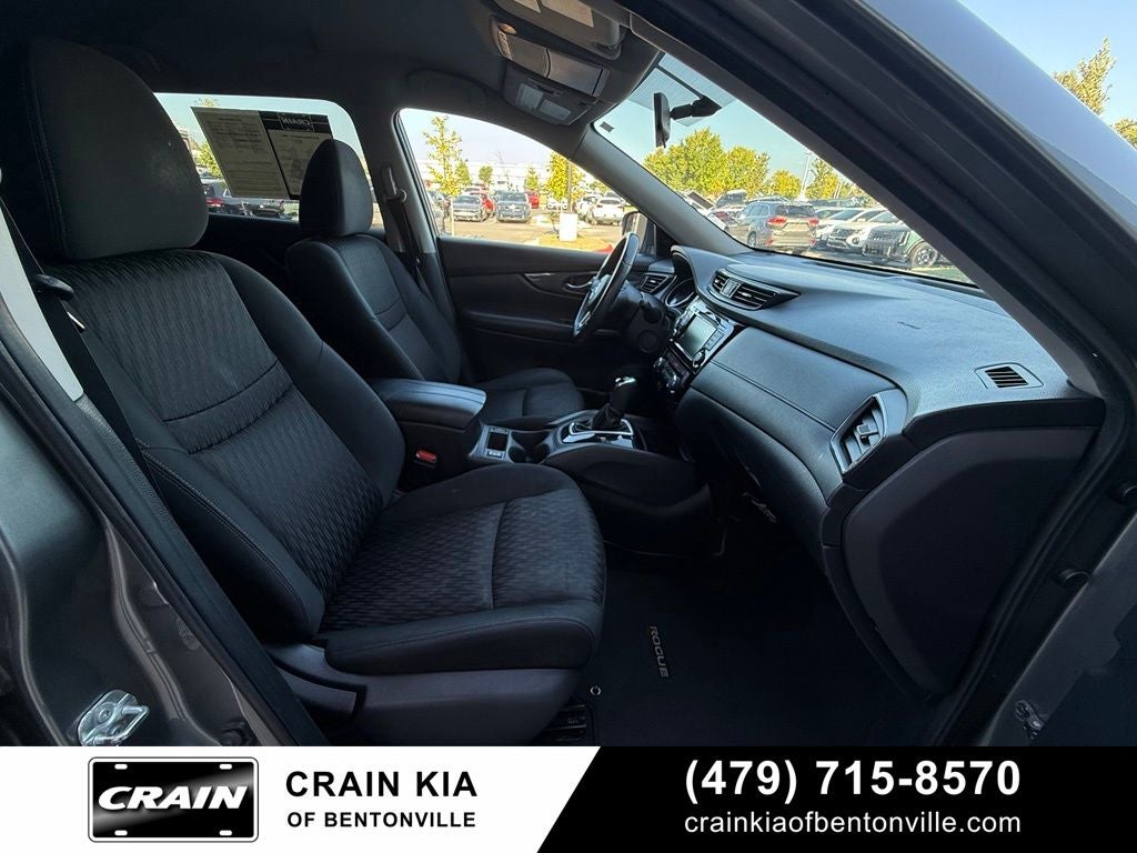 2018 Nissan Rogue SV - AWD