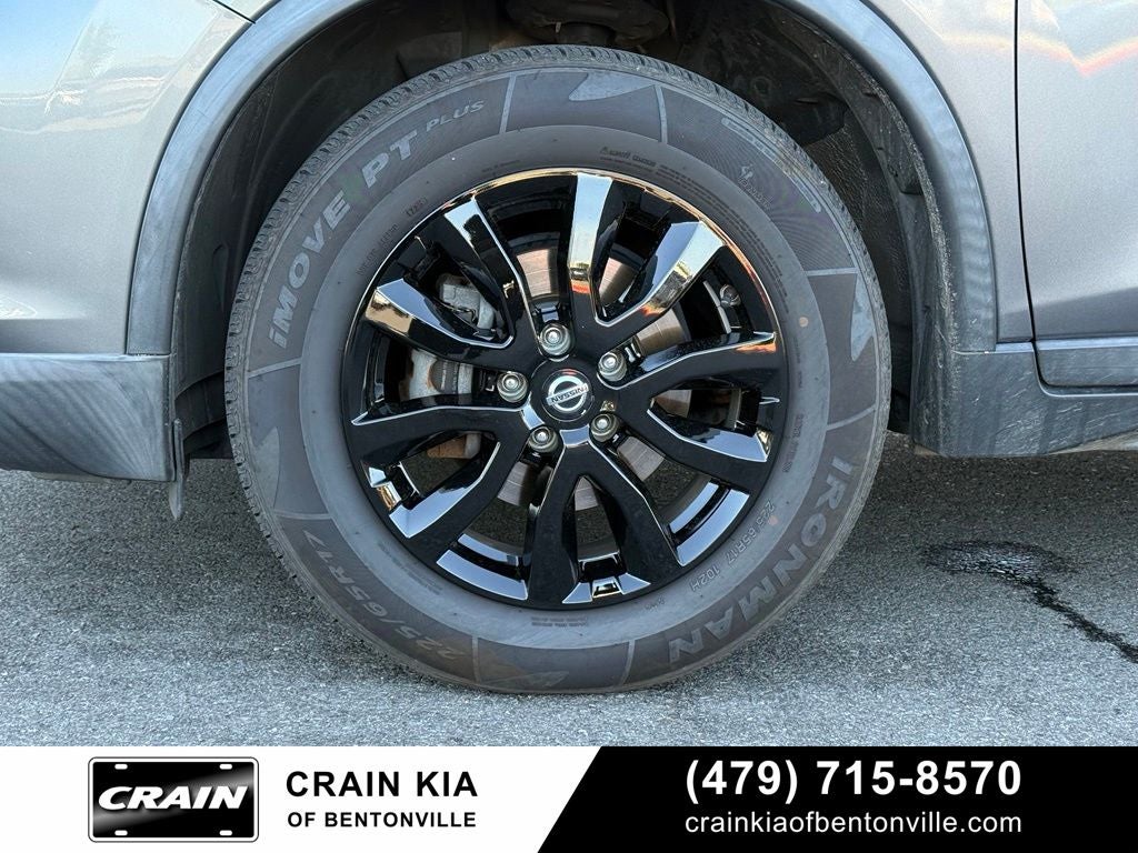 2018 Nissan Rogue SV - AWD