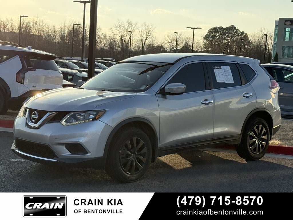 2015 Nissan Rogue S - AWD / CLEAN CARFAX