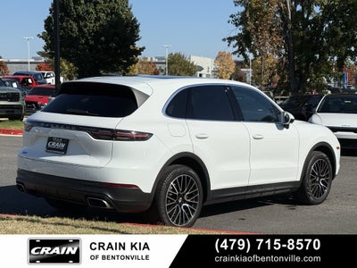 2019 Porsche Cayenne Base - AWD / PANORAMIC SUNROOF / CLEAN CARFAX