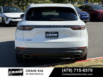 2019 Porsche Cayenne Base - AWD / PANORAMIC SUNROOF / CLEAN CARFAX