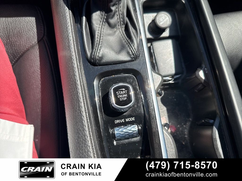 2020 Volvo XC90 T6 Momentum - AWD / PANORAMIC SUNROOF