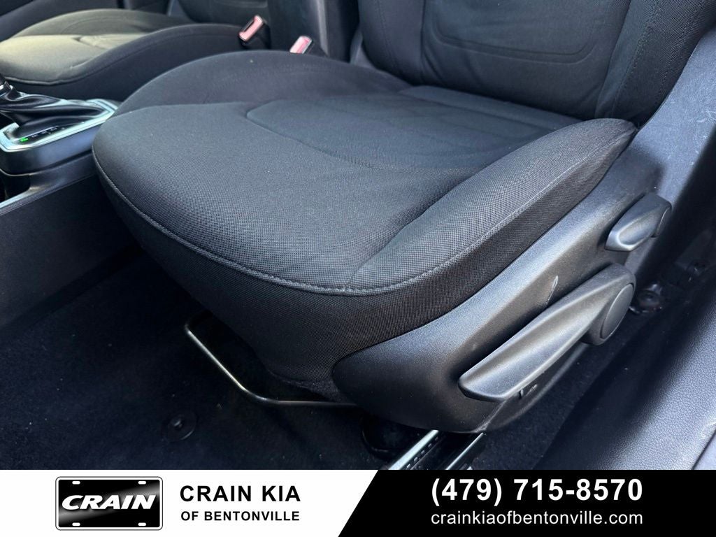 2018 Jeep Renegade Latitude - LOW MILES!