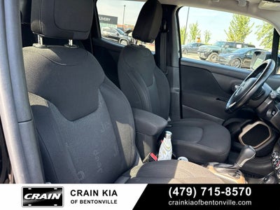 2017 Jeep Renegade Latitude - 4WD / CLEAN CARFAX / DUAL SUNROOF