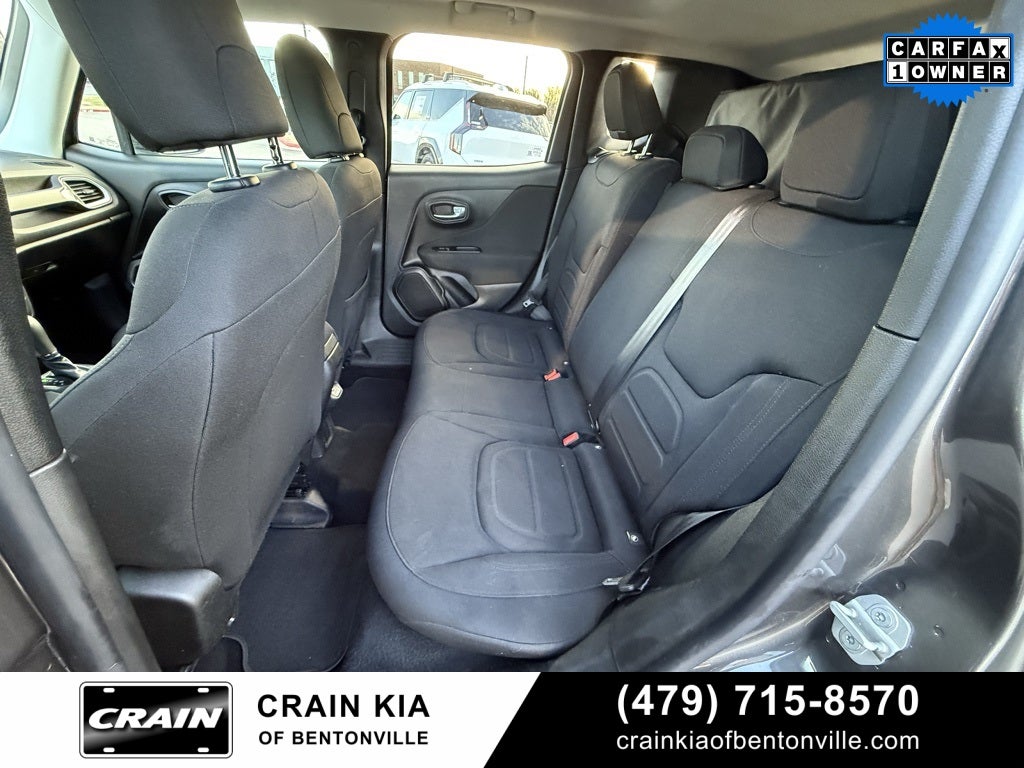 2019 Jeep Renegade Latitude - 4WD / CLEAN CARFAX / ONE OWNER