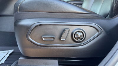 2024 Jeep Grand Cherokee L Limited 4X4 / HEATED SEATS / TOW PACK / HEATED SEATS