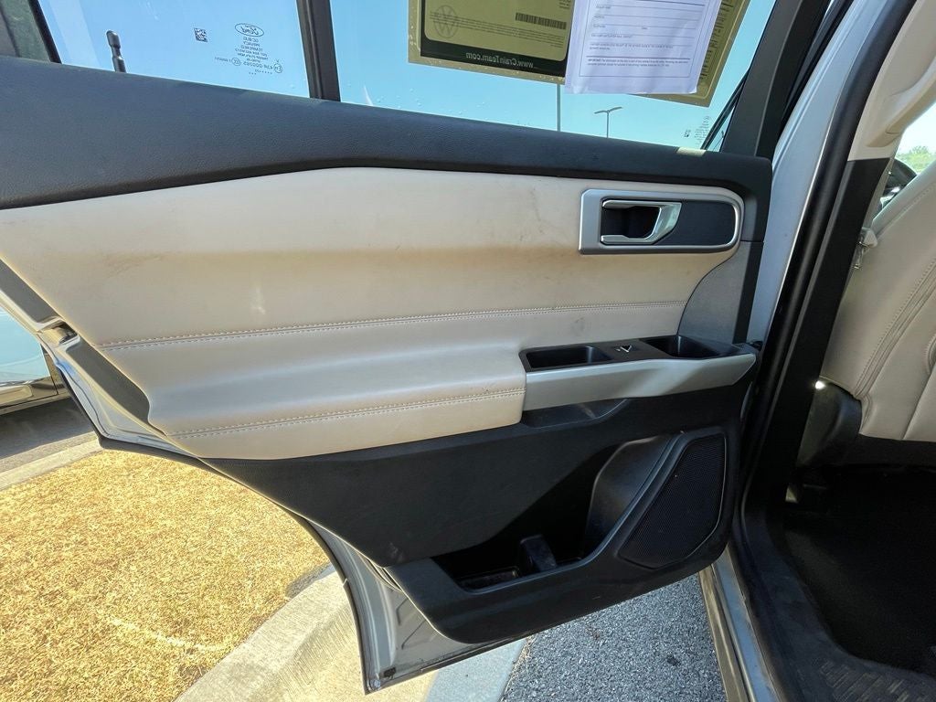2023 Ford Explorer XLT HEATED SEATS / ONE OWNER