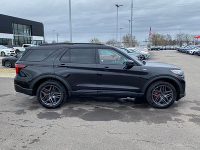 2025 Ford Explorer ST-Line 4X4 / HEATED SEATS / ONE OWNER