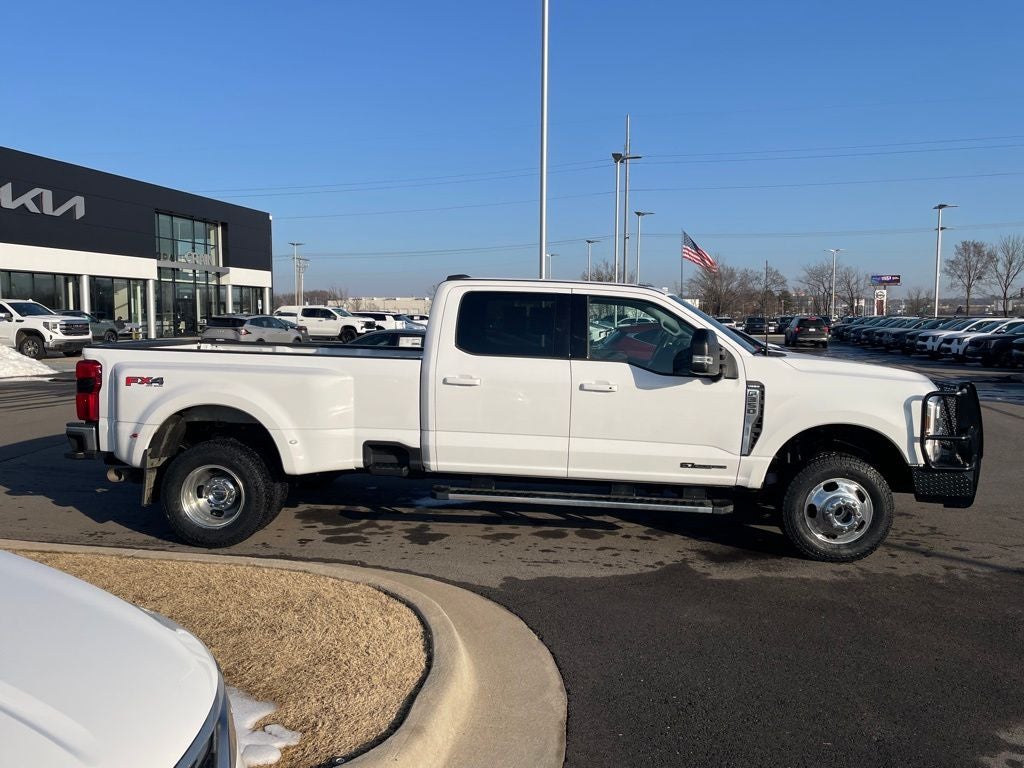 2024 Ford F-350SD Lariat 4X4 / NAV / HEATED SEATS