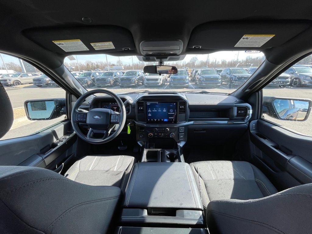 2025 Ford F-150 STX RWD / ONE OWNER / CLEAN CARFAX