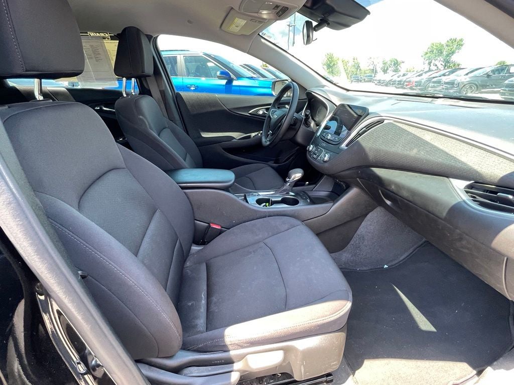 2024 Chevrolet Malibu RS ONE OWNER / CLEAN CARFAX
