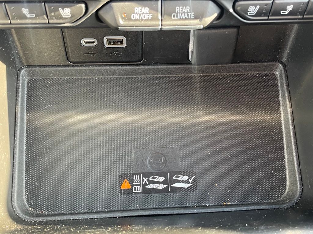 2023 GMC Yukon XL SLT 4X4 / HEATED SEATS