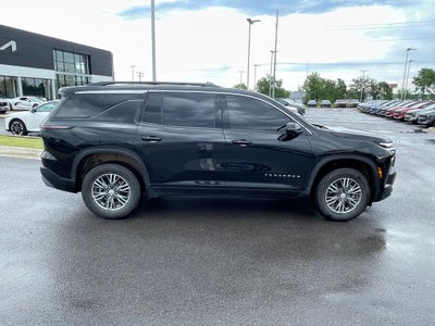 2025 Chevrolet Traverse LT CLEAN CARFAX / ONE OWNER