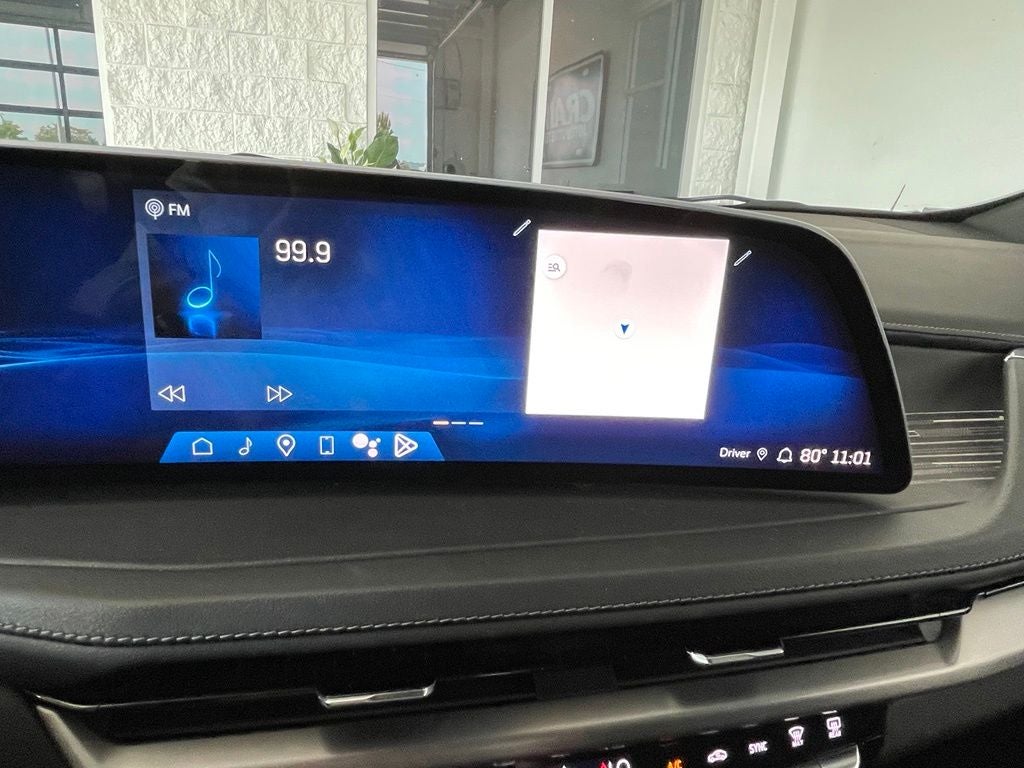 2024 Cadillac XT4 Premium Luxury NAV / LEATHER / REMOTE START