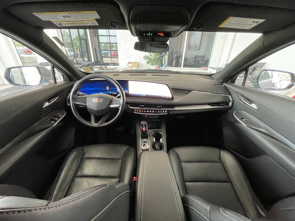 2024 Cadillac XT4 Premium Luxury NAV / LEATHER / REMOTE START