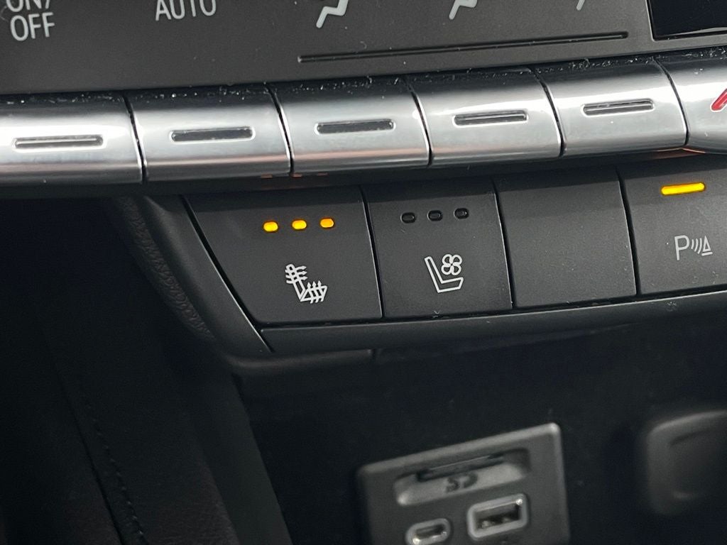 2020 Cadillac XT4 Sport AWD / LEATHER / HEATED SEATS