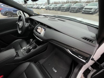 2020 Cadillac XT4 Sport AWD / LEATHER / HEATED SEATS