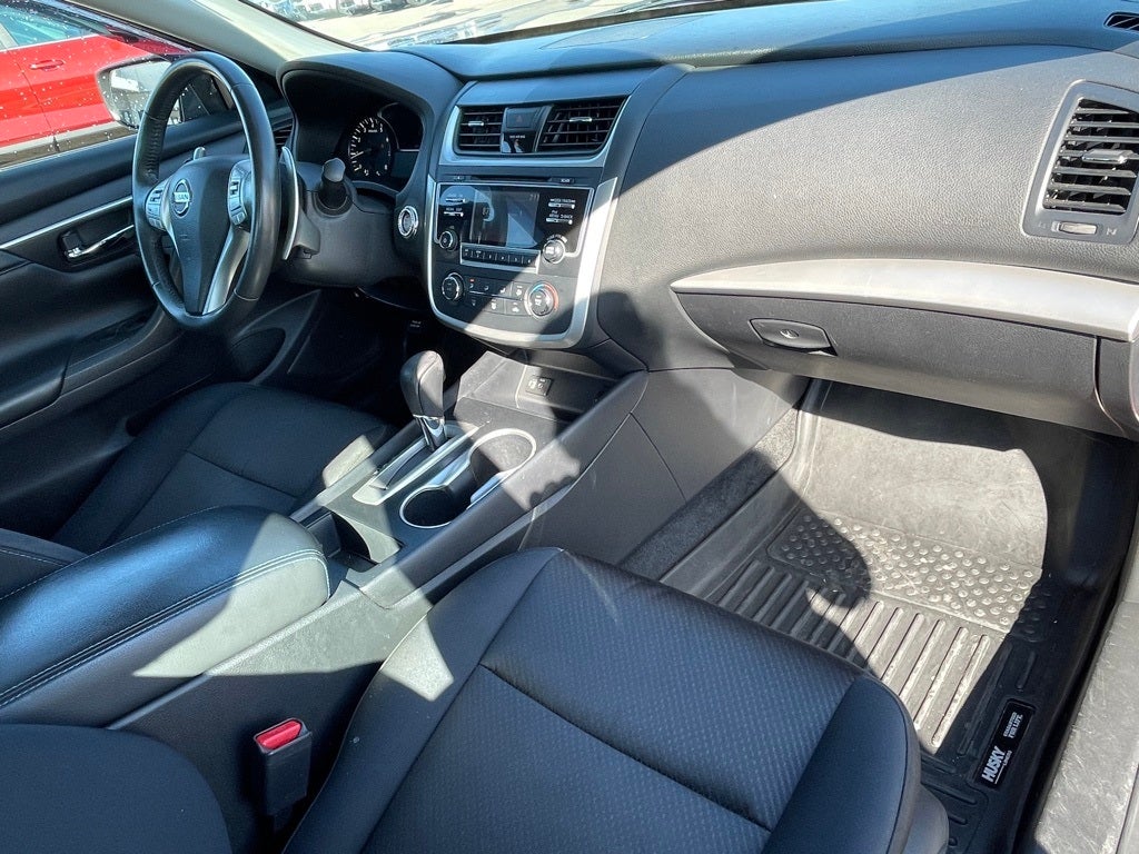 2017 Nissan Altima 2.5 SR LOW PAYMENTS