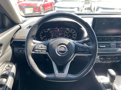 2023 Nissan Altima 2.5 SL CLEAN CARFAX / HEATED SEATS
