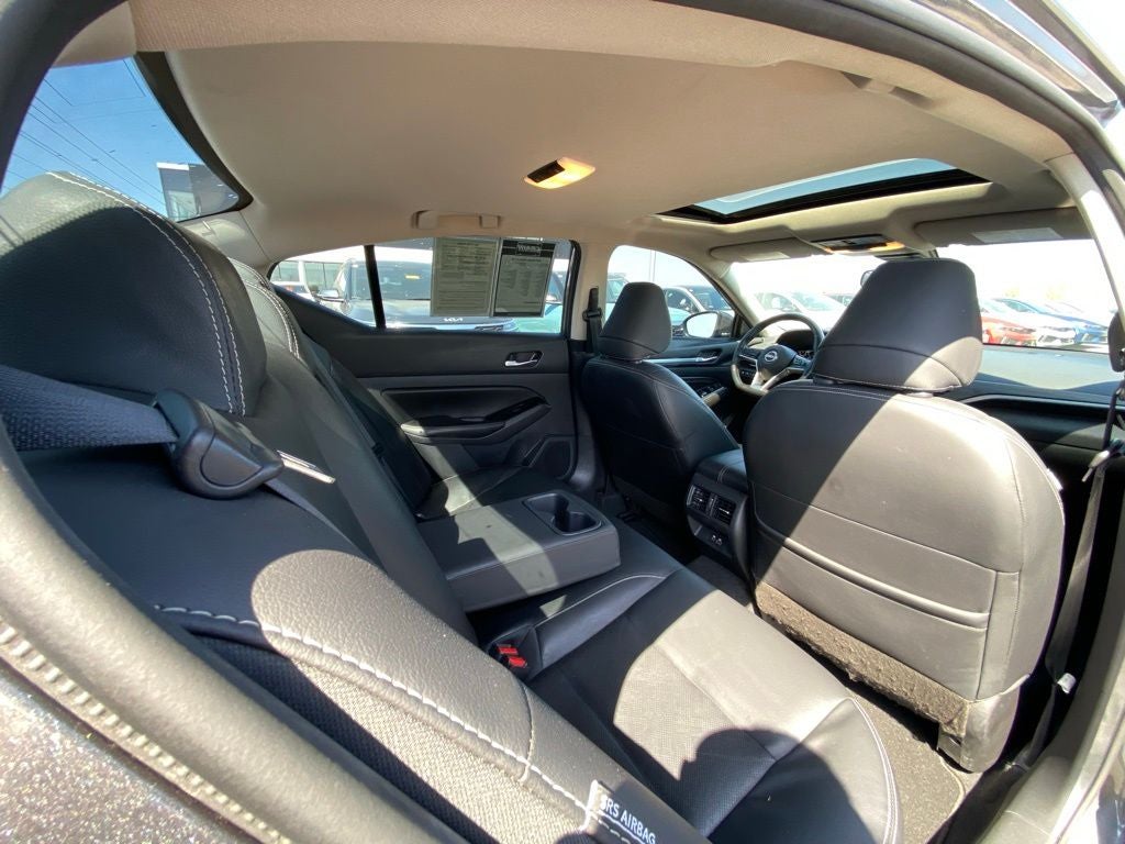 2023 Nissan Altima 2.5 SL CLEAN CARFAX / HEATED SEATS
