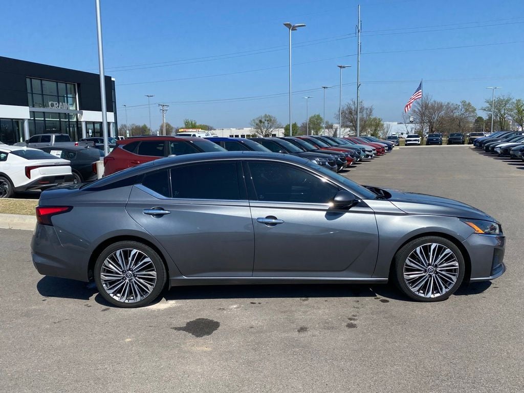 2023 Nissan Altima 2.5 SL CLEAN CARFAX / HEATED SEATS