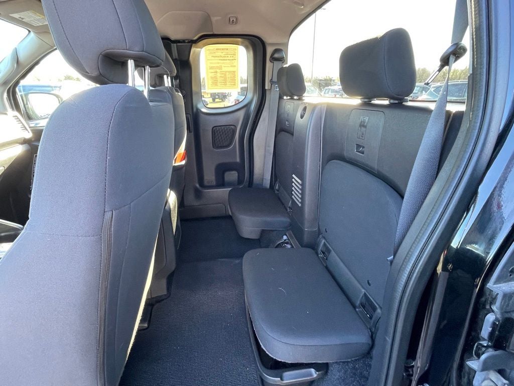 2023 Nissan Frontier S