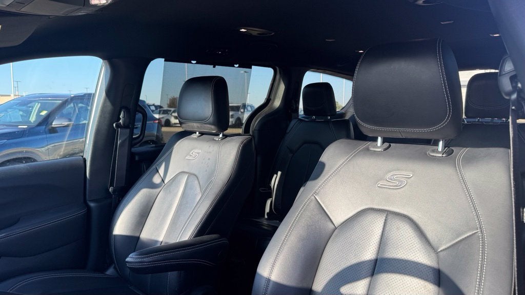 2024 Chrysler Pacifica Touring L HEATED SEATS / LEATHER / 3RD ROW