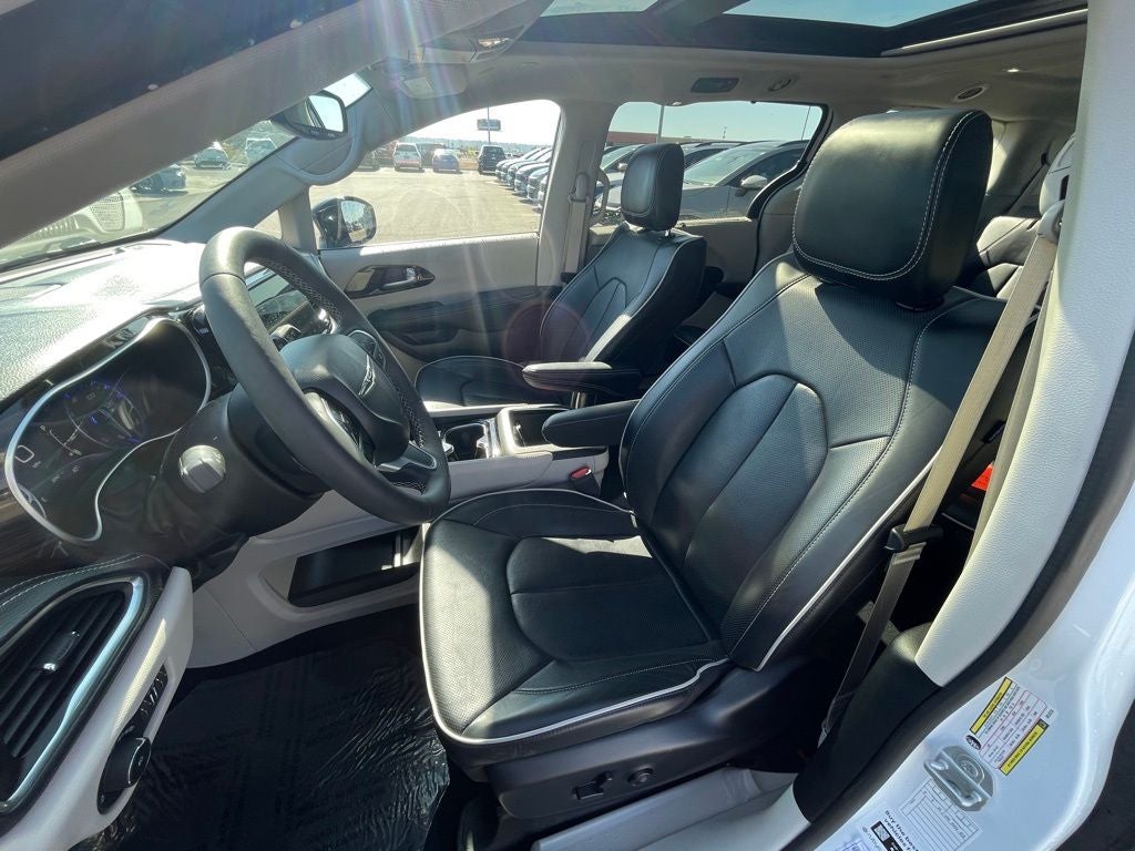 2024 Chrysler Pacifica Limited HEATED SEATS / LEATHER / MOONROOF