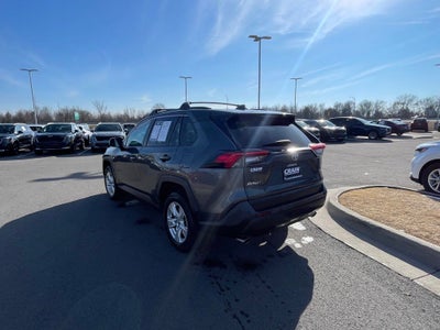 2020 Toyota RAV4 XLE