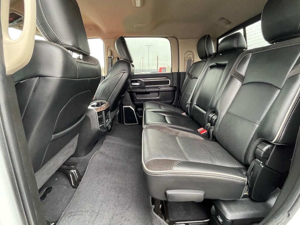 2020 RAM 3500 Laramie HEATED SEATS / 4X4 / NAV