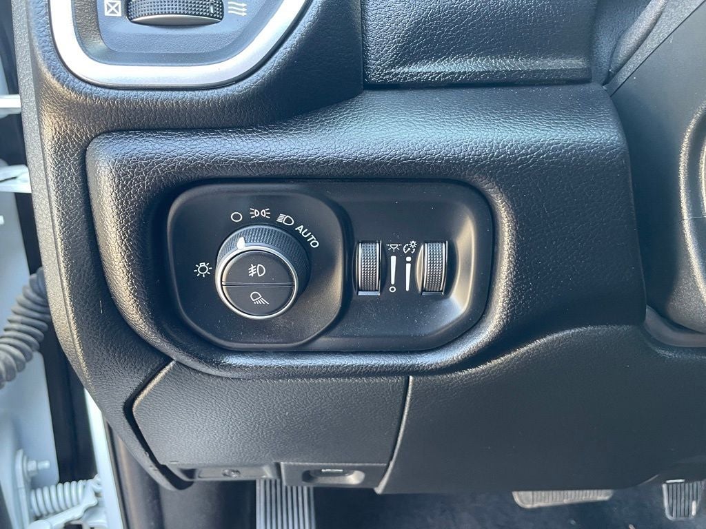 2024 RAM 2500 Laramie 4X4 / NAV / HEATED SEATS