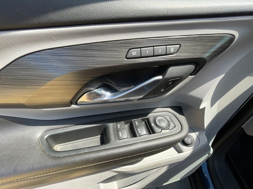 2020 GMC Terrain SLT HEATED SEATS / BACK UP CAM