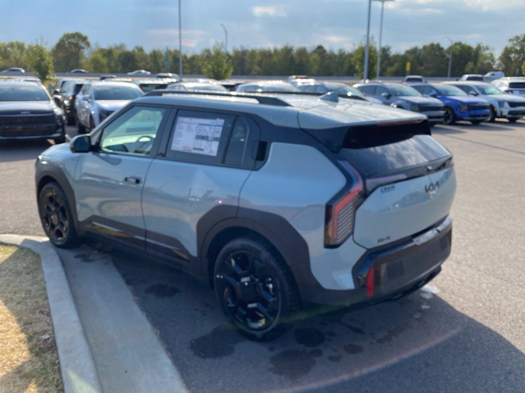 2027 Kia EV3 Base