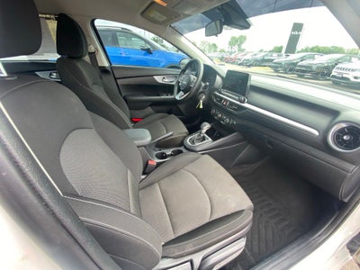 2024 Kia Forte LXS GREAT MPG