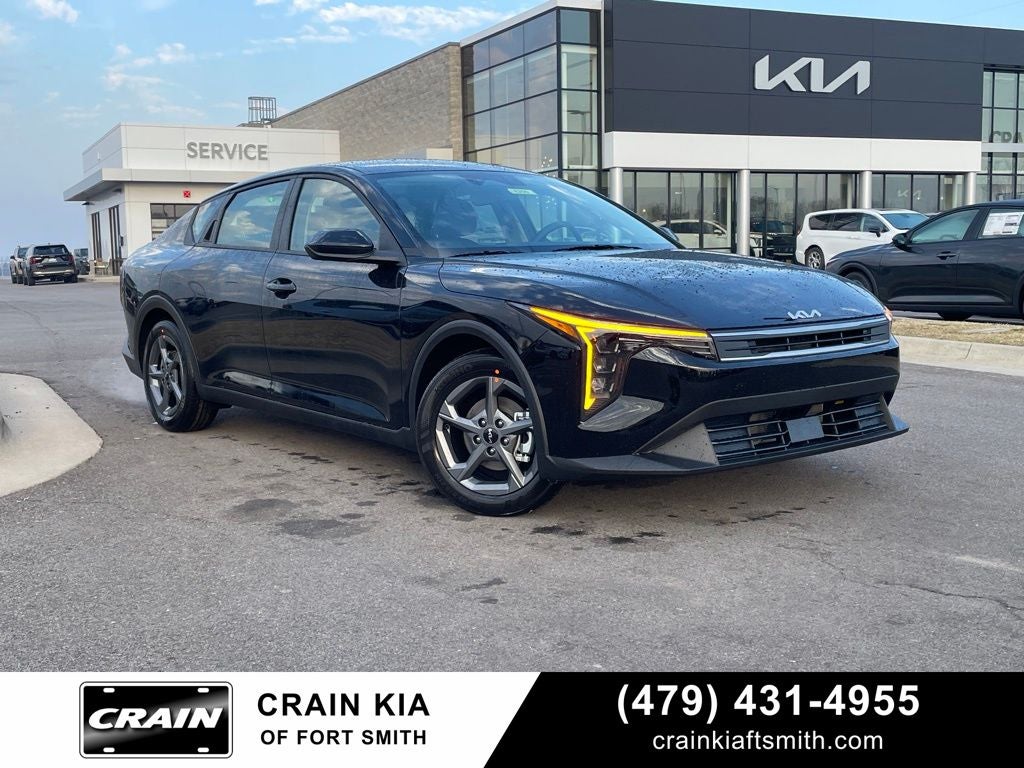 2026 Kia K4 LXS
