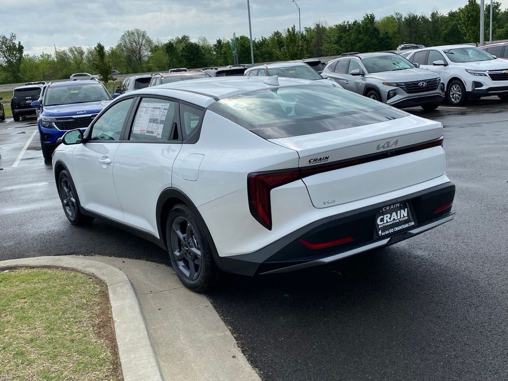 2026 Kia K4 LXS