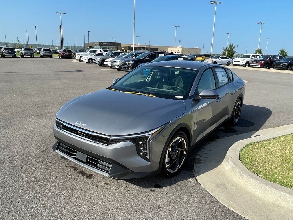 2026 Kia K4 LX
