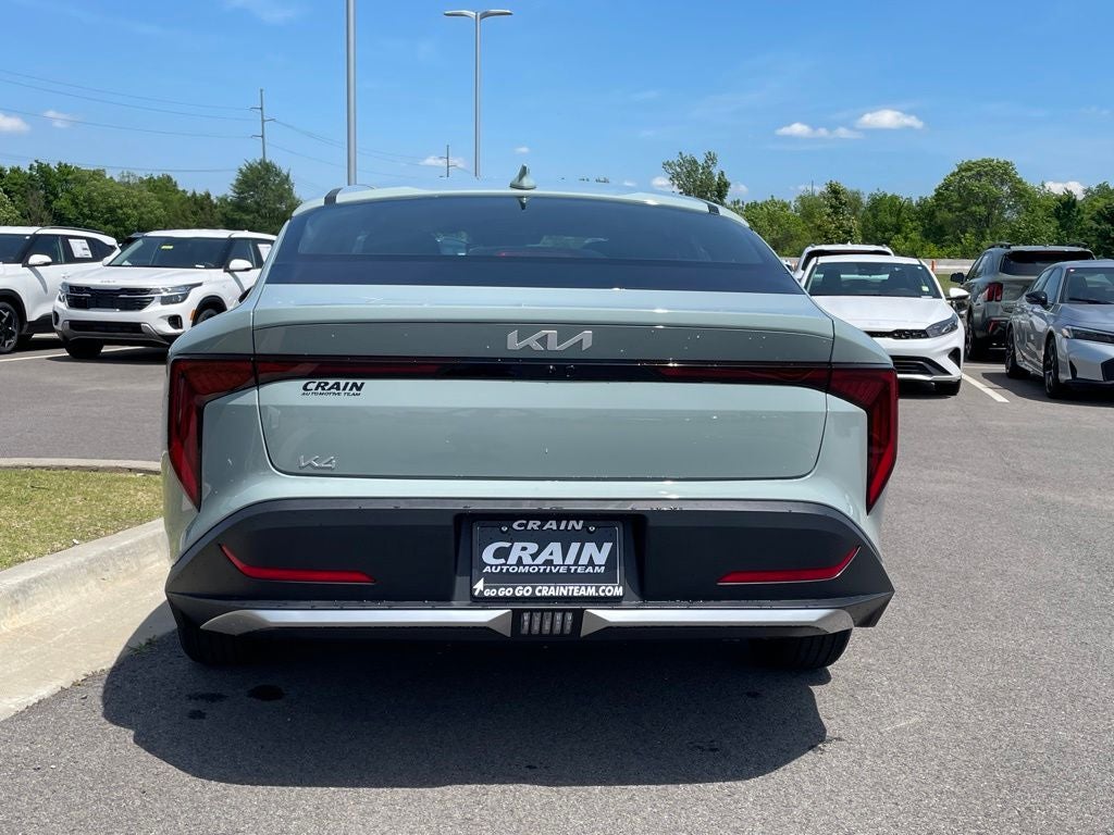 2026 Kia K4 LXS