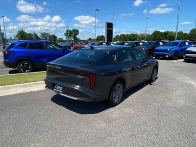 2026 Kia K4 LX