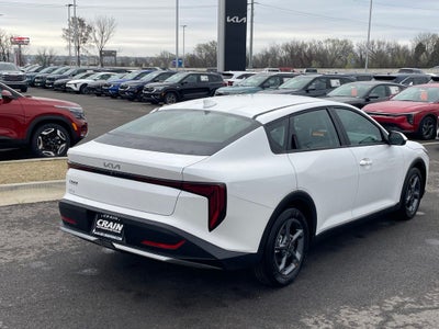 2026 Kia K4 LXS