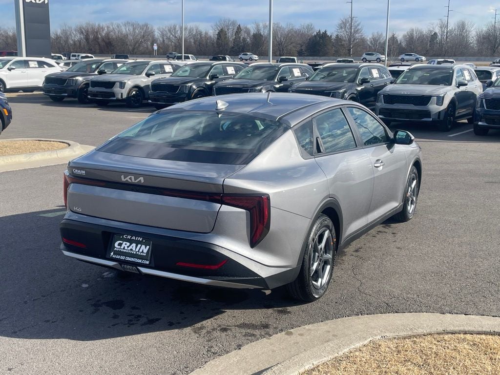 2026 Kia K4 LXS