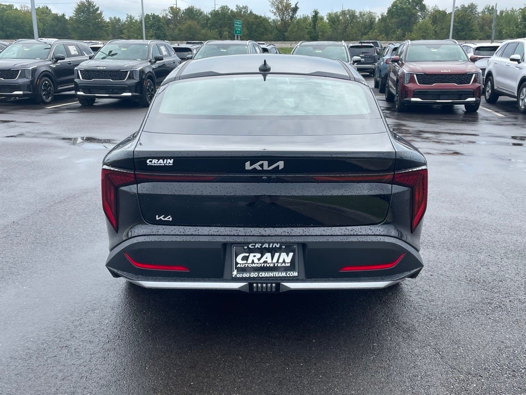 2025 Kia K4 EX